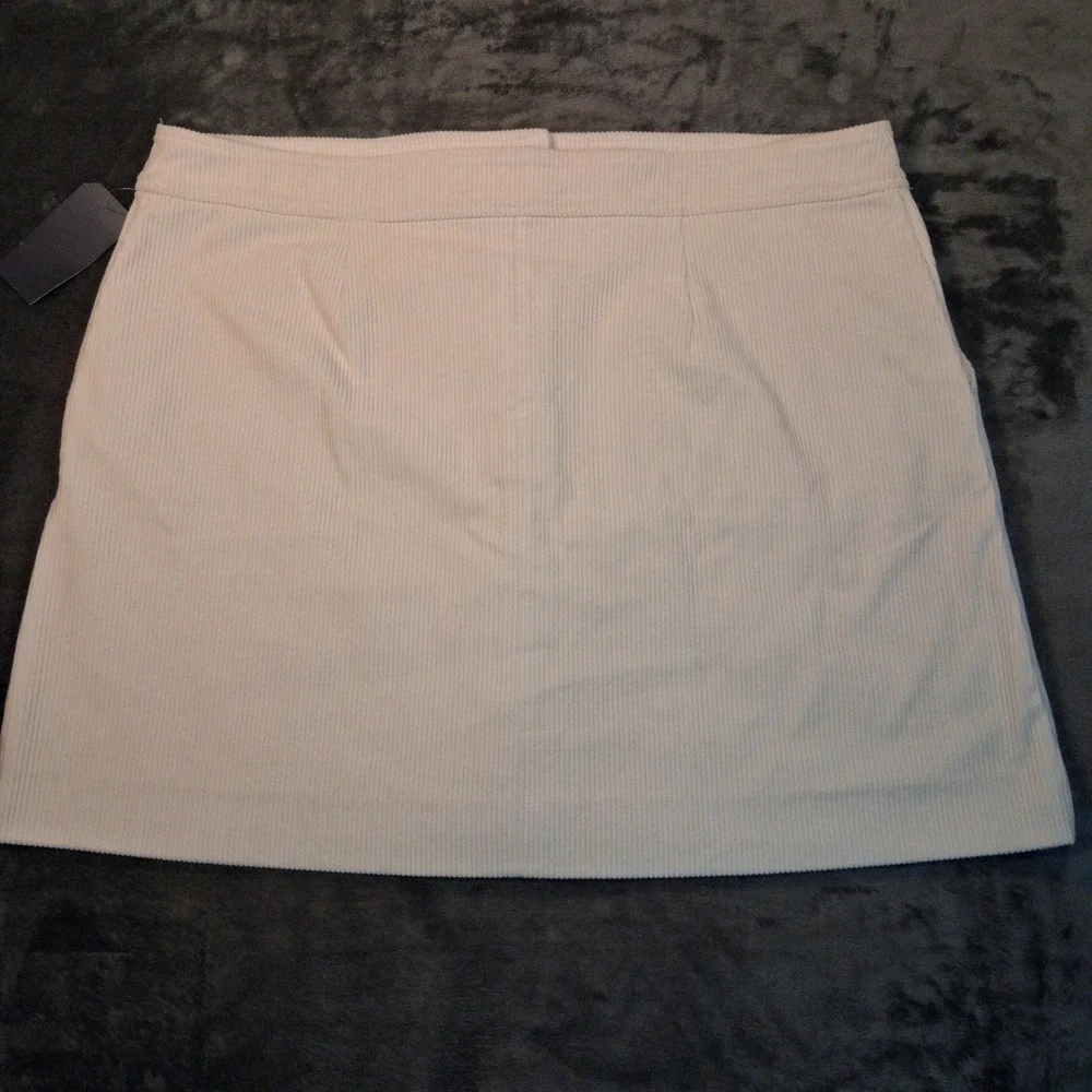 NWT Melrose and‎ Market Corduroy Mini Skirt Womens XL Cream Button Front Pocket